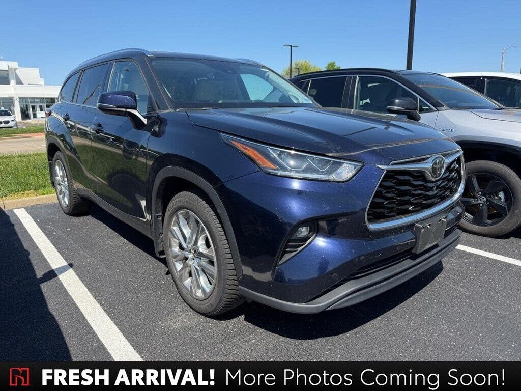 2020 TOYOTA Highlander