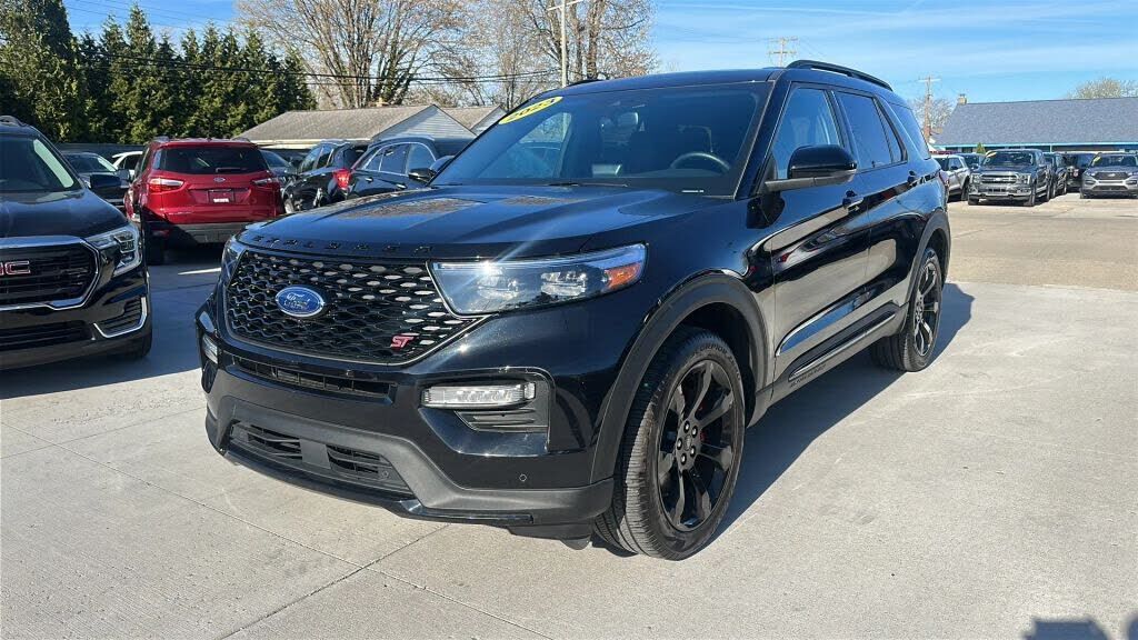 2023 FORD Explorer