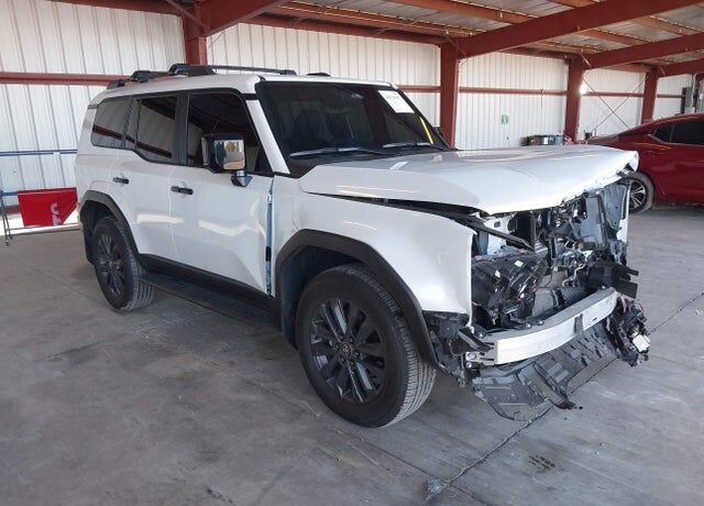 2025 TOYOTA Land Cruiser