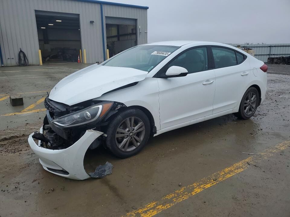 2017 HYUNDAI Elantra