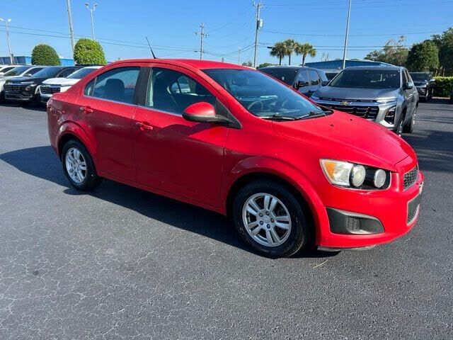 2013 CHEVROLET Sonic