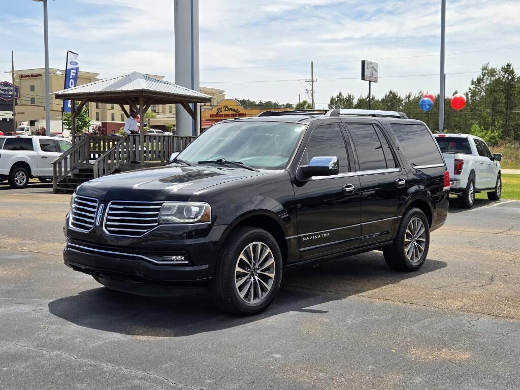 2017 LINCOLN Navigator
