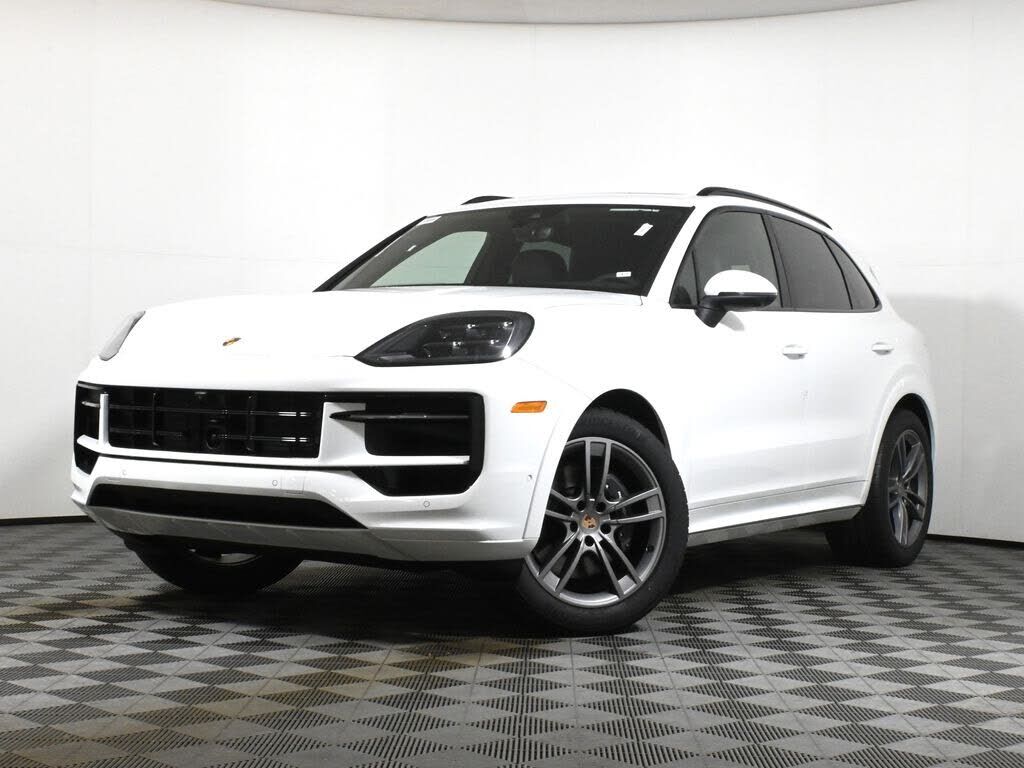 2026 PORSCHE Cayenne