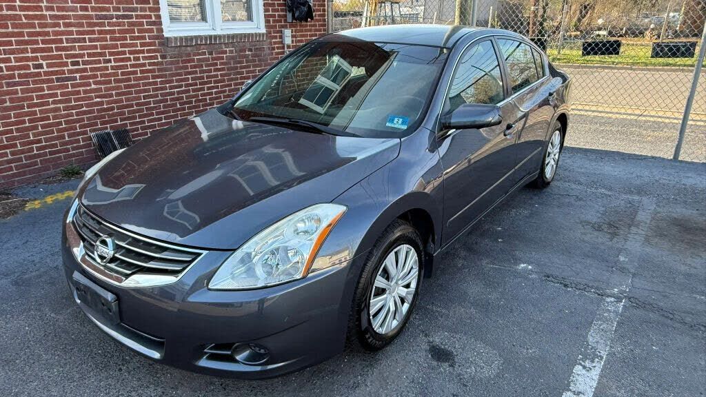 2010 NISSAN Altima