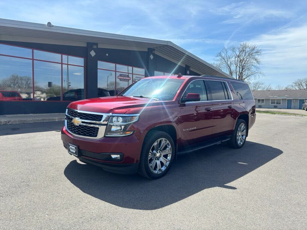 2018 CHEVROLET Suburban