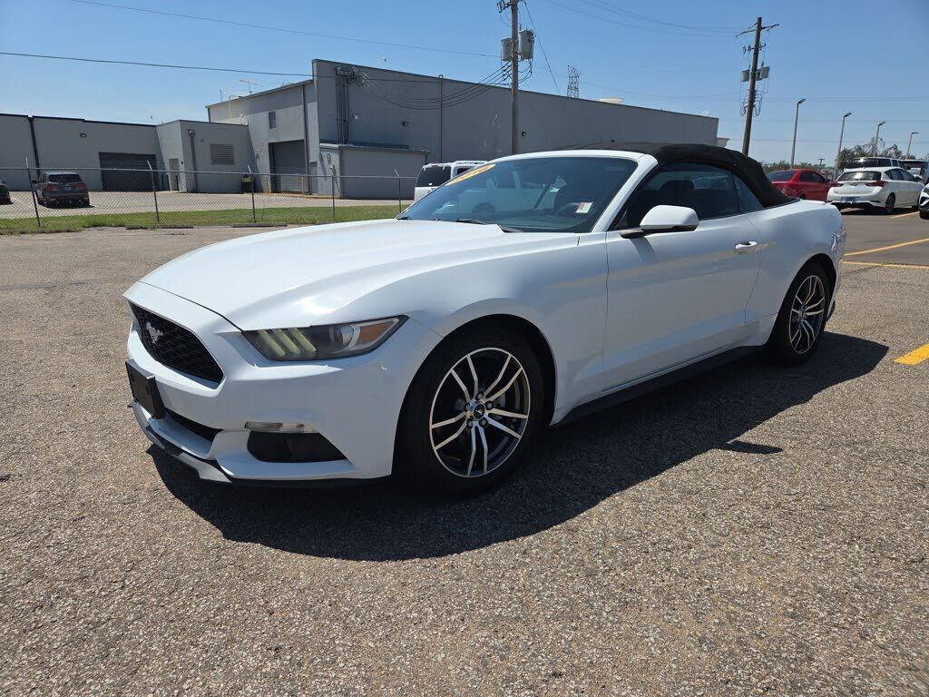 2016 FORD Mustang
