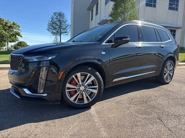 2022 CADILLAC XT6