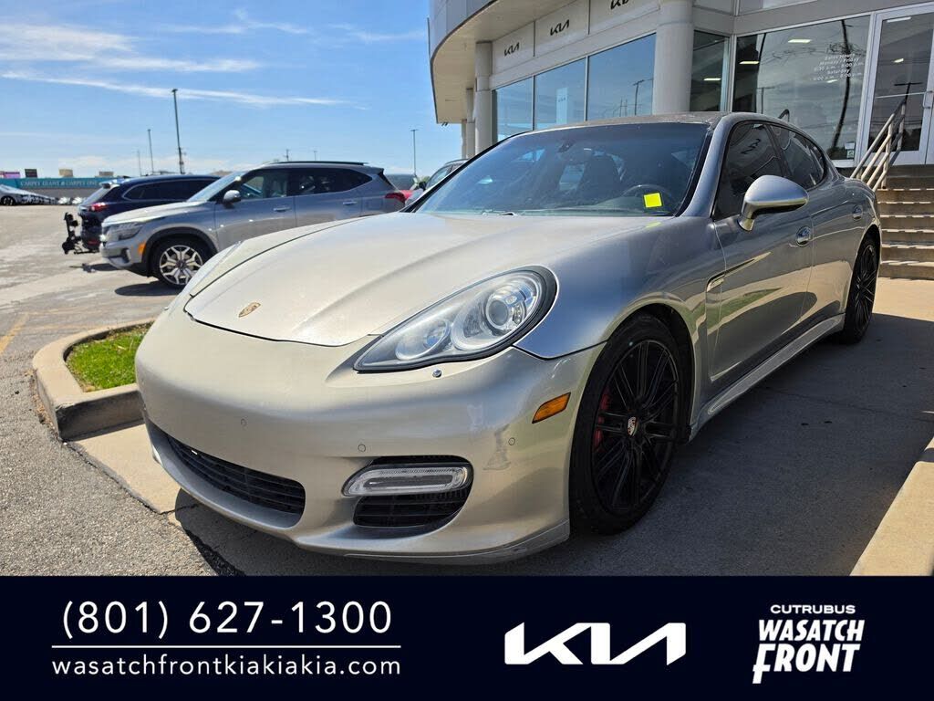 2010 PORSCHE Panamera