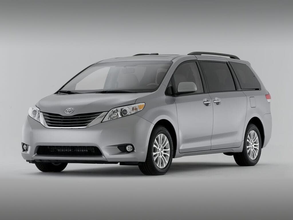 2014 TOYOTA Sienna