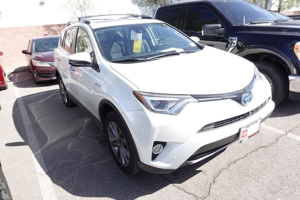2017 TOYOTA RAV4