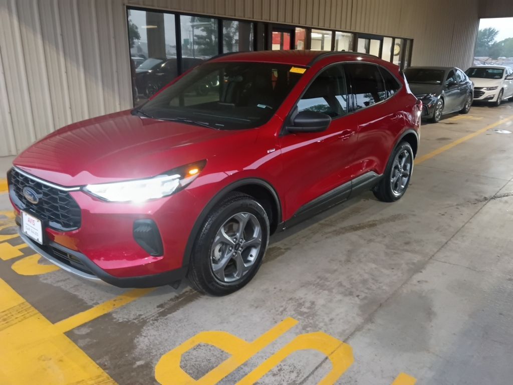 2025 FORD Escape