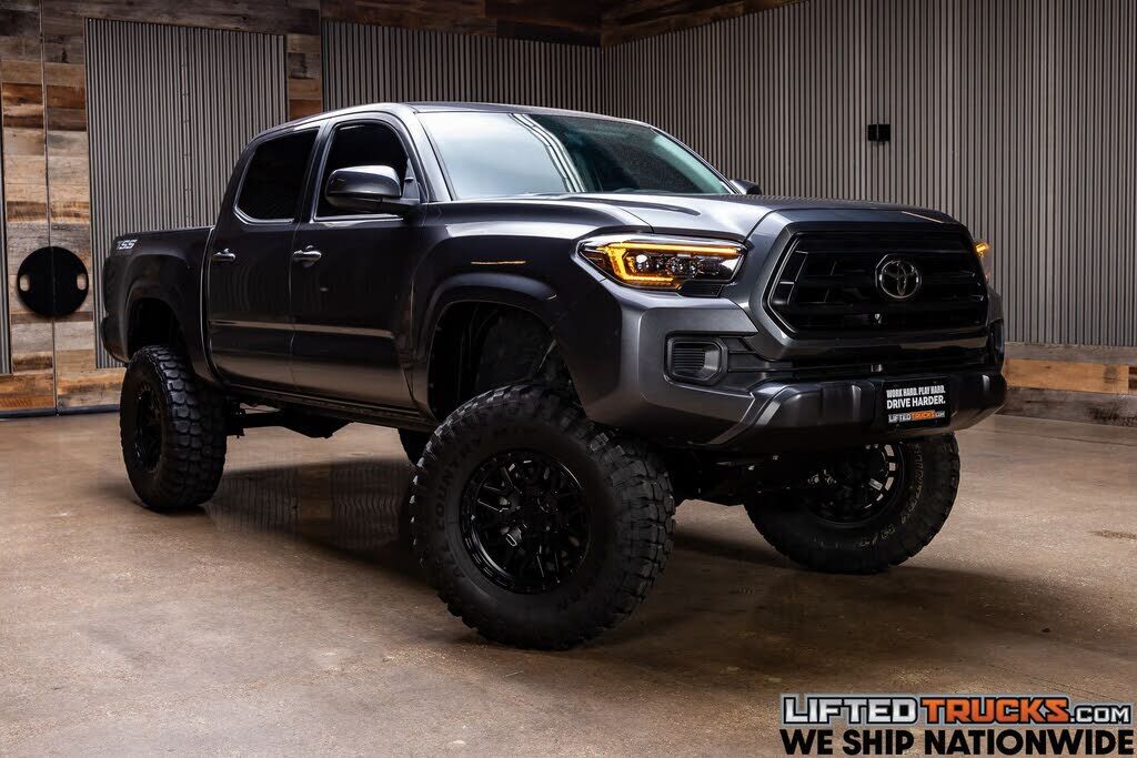 2022 TOYOTA Tacoma