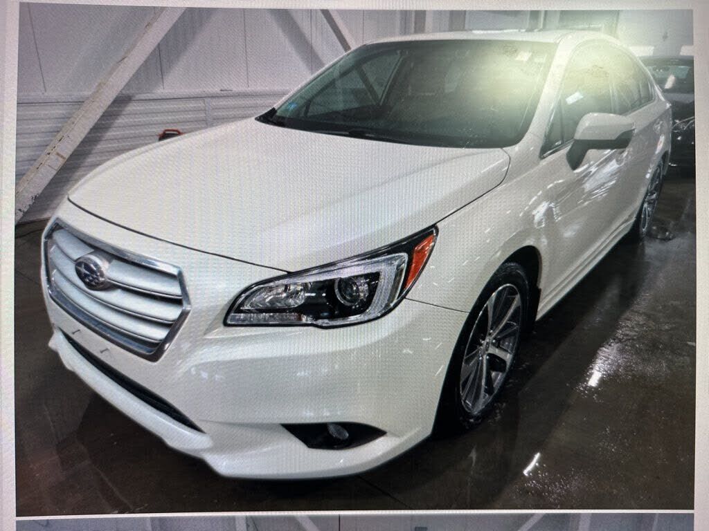 2016 SUBARU Legacy