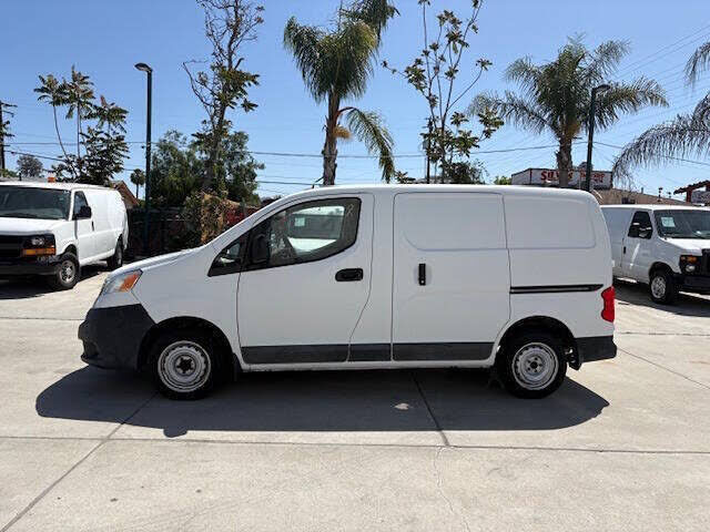 2015 NISSAN NV200