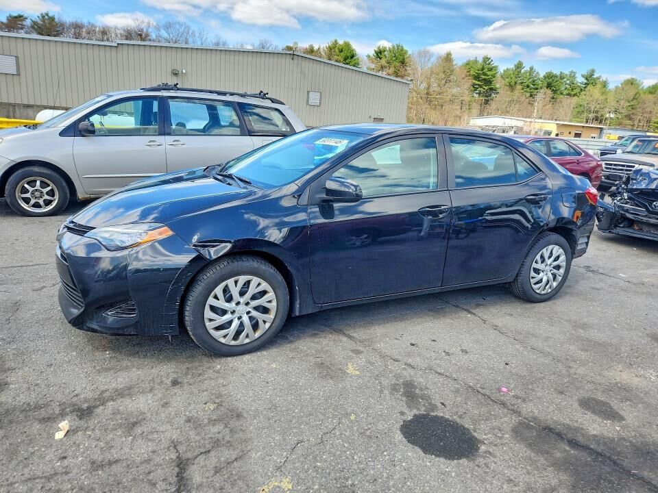 2017 TOYOTA Corolla