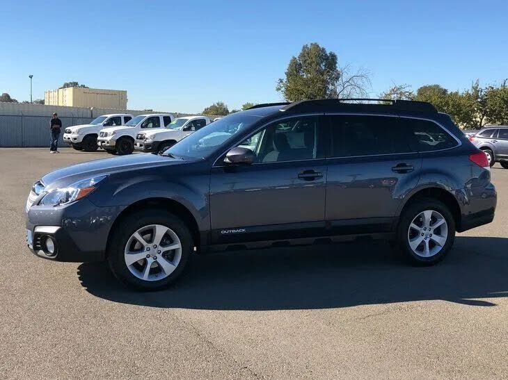 2014 SUBARU Outback
