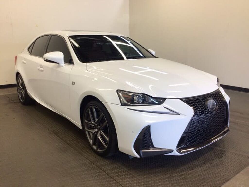 2020 LEXUS IS