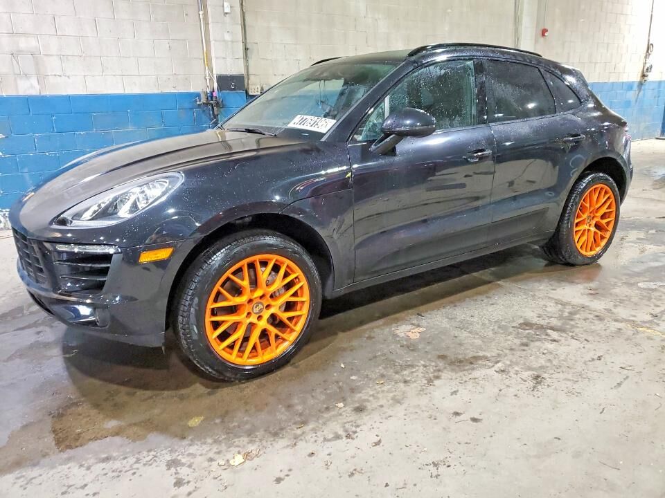 2015 PORSCHE Macan