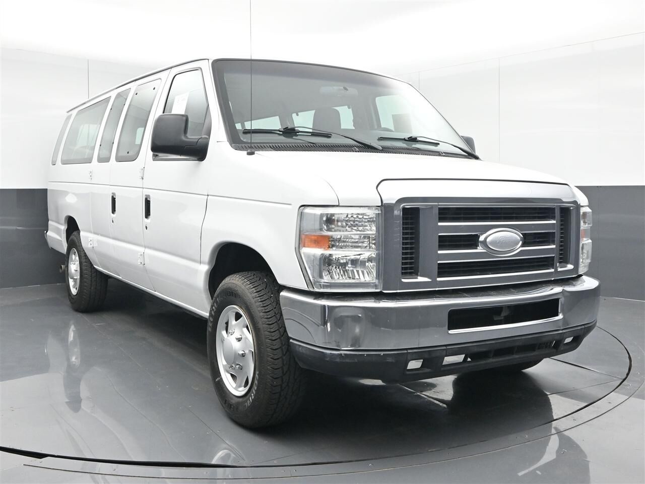 2014 FORD E-350