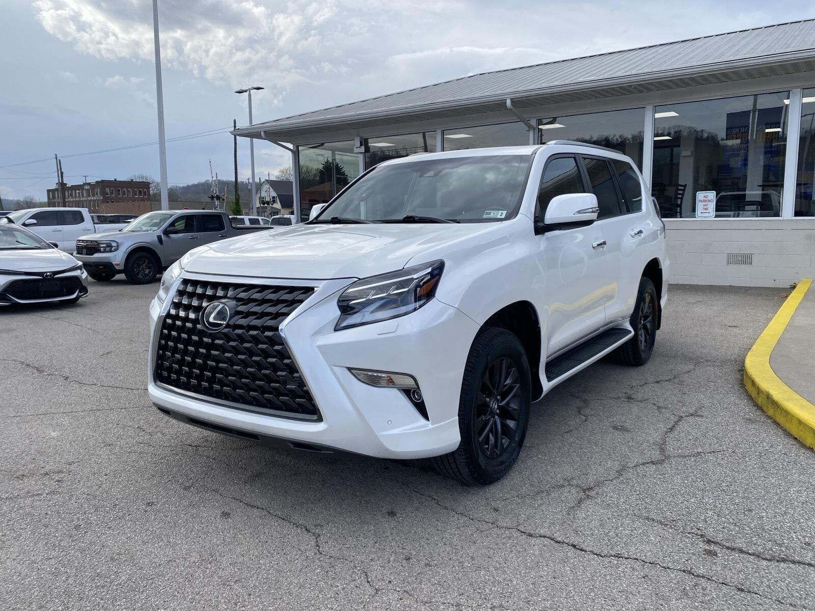 2023 LEXUS GX