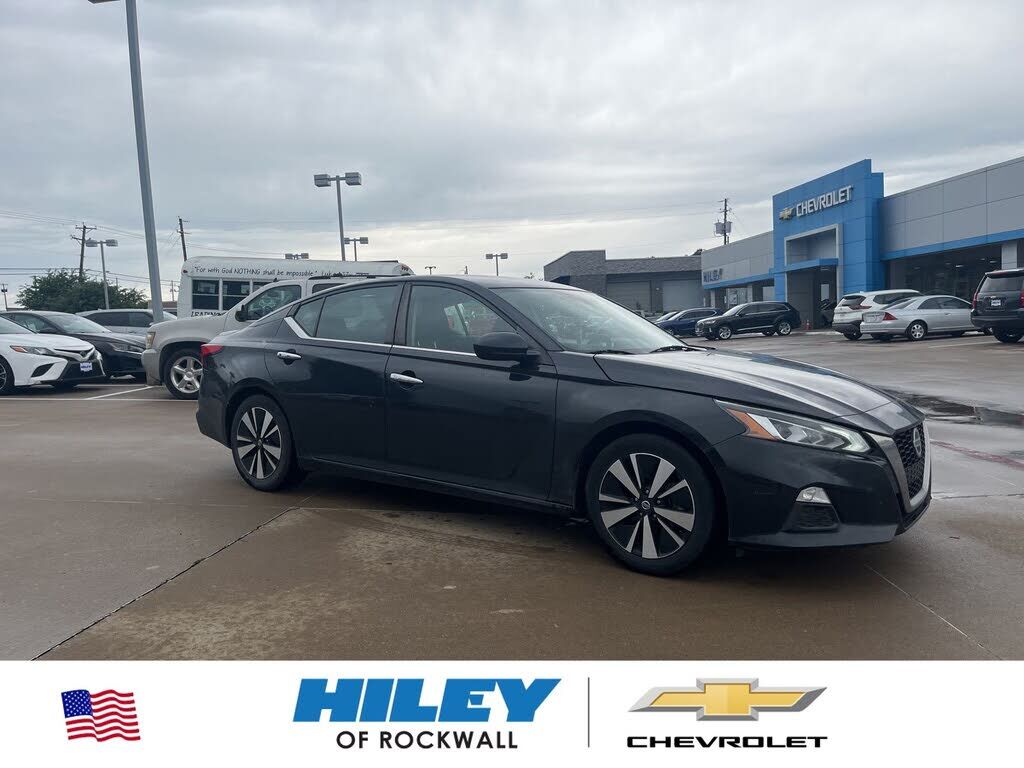 2021 NISSAN Altima