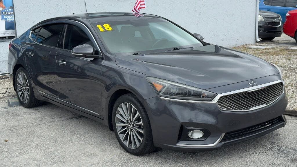 2018 KIA Cadenza