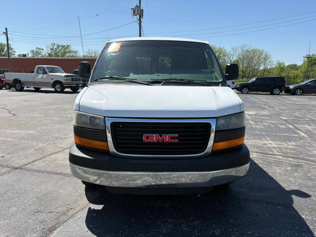 2014 GMC Savana