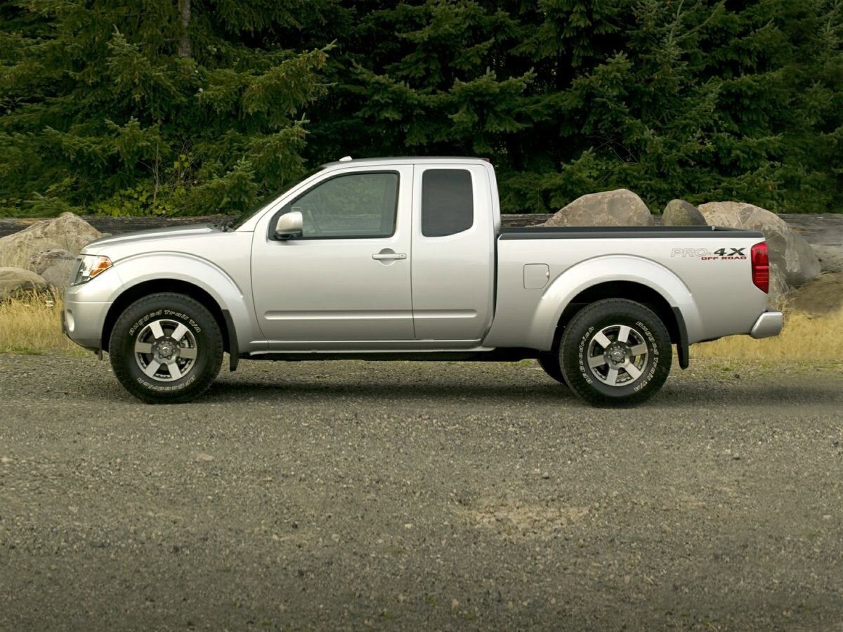2012 NISSAN Frontier