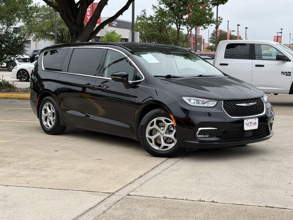 2024 CHRYSLER Pacifica