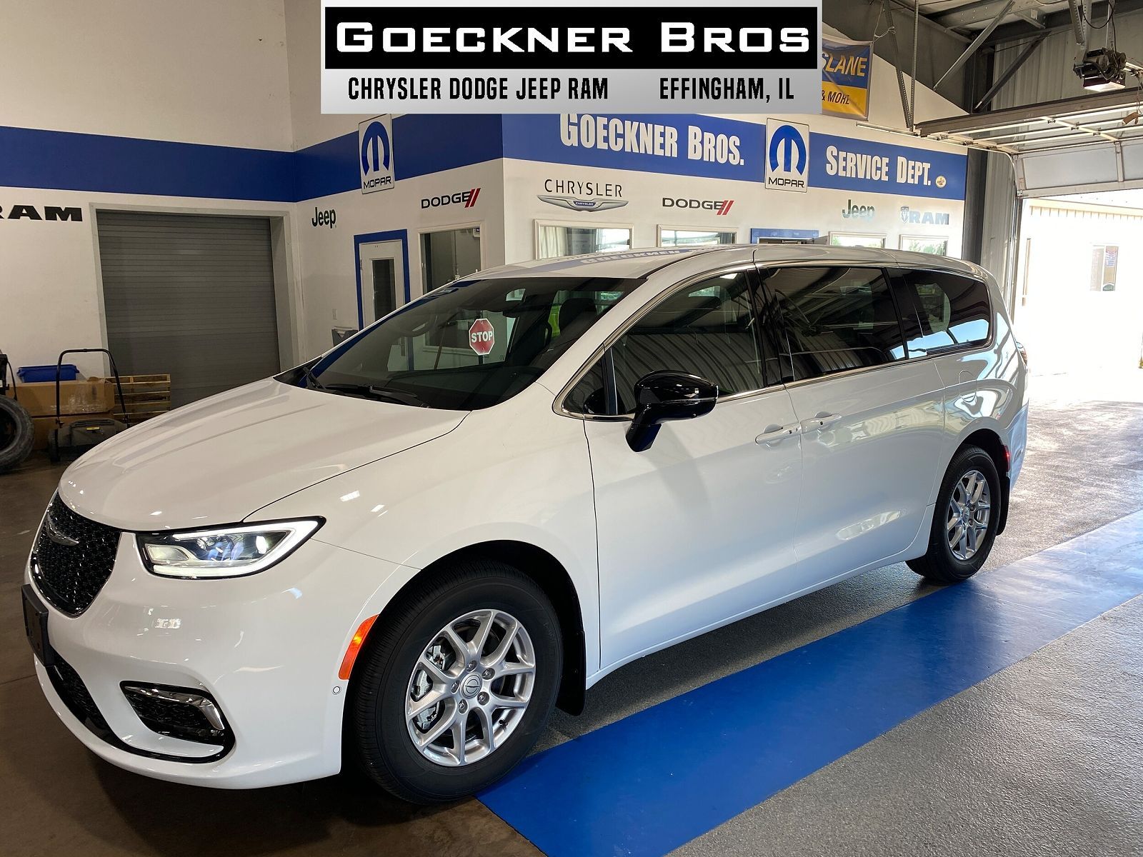 2026 CHRYSLER Pacifica