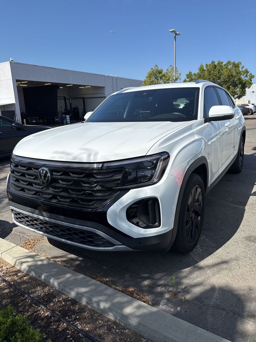 2024 VOLKSWAGEN Atlas Cross Sport