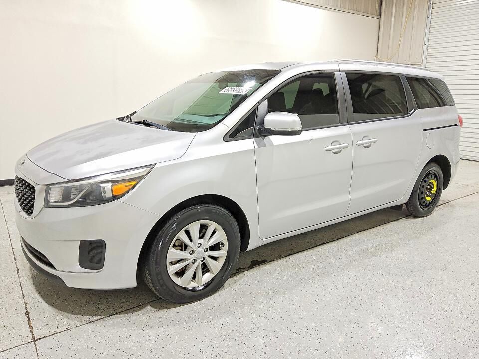 2016 KIA Sedona