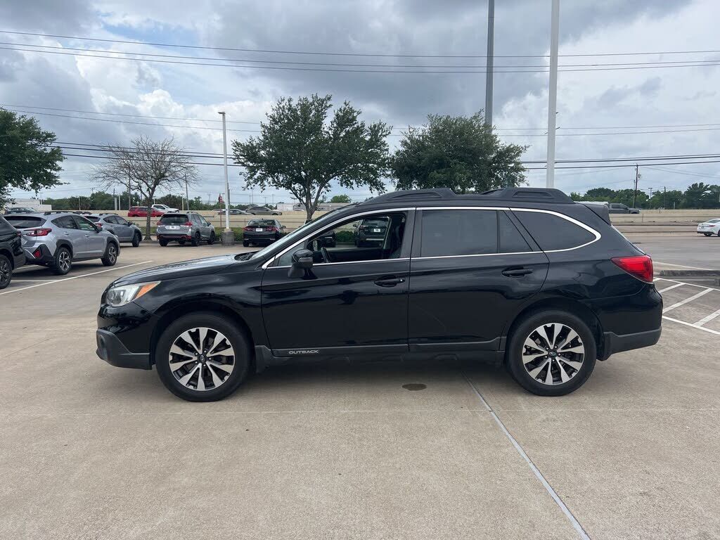 2017 SUBARU Outback