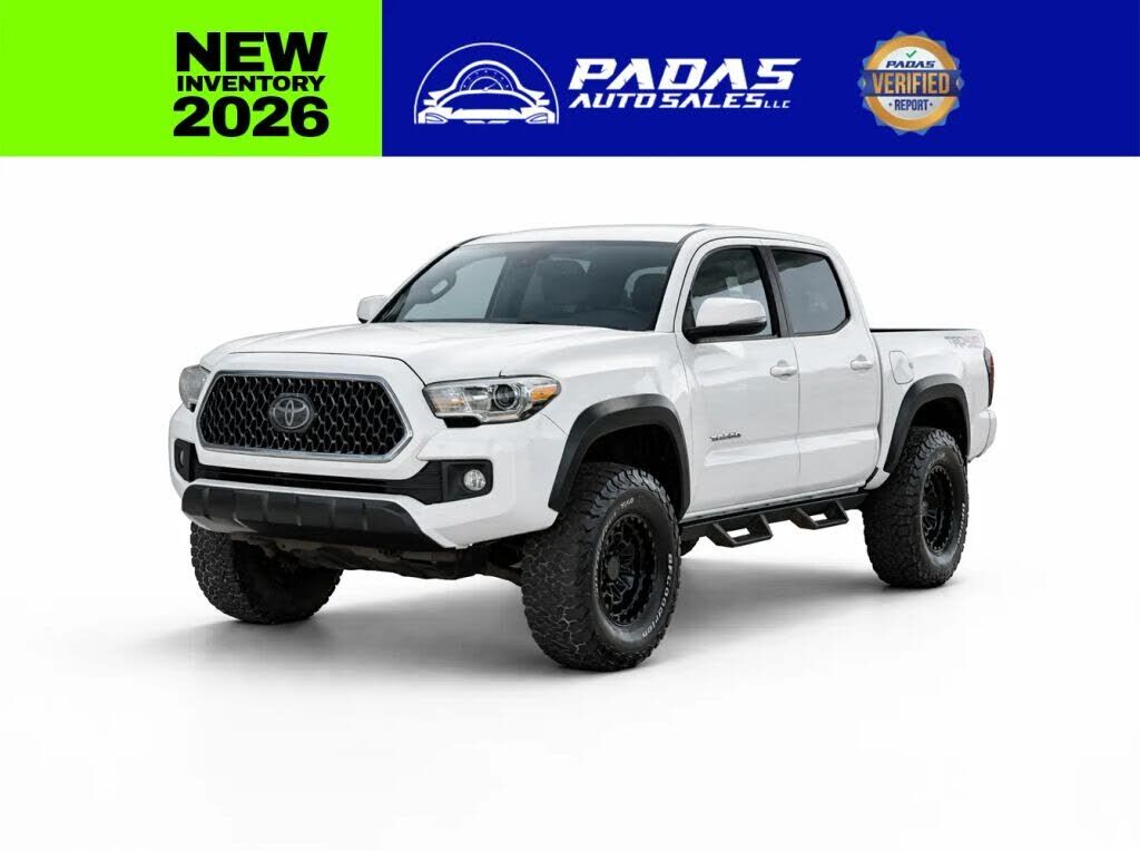 2018 TOYOTA Tacoma