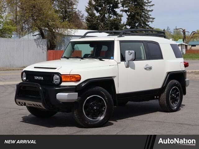 2013 TOYOTA FJ Cruiser