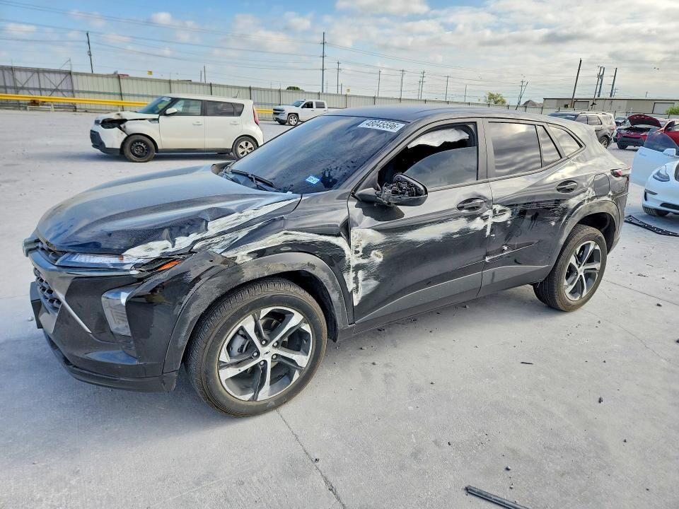 2025 CHEVROLET Trax