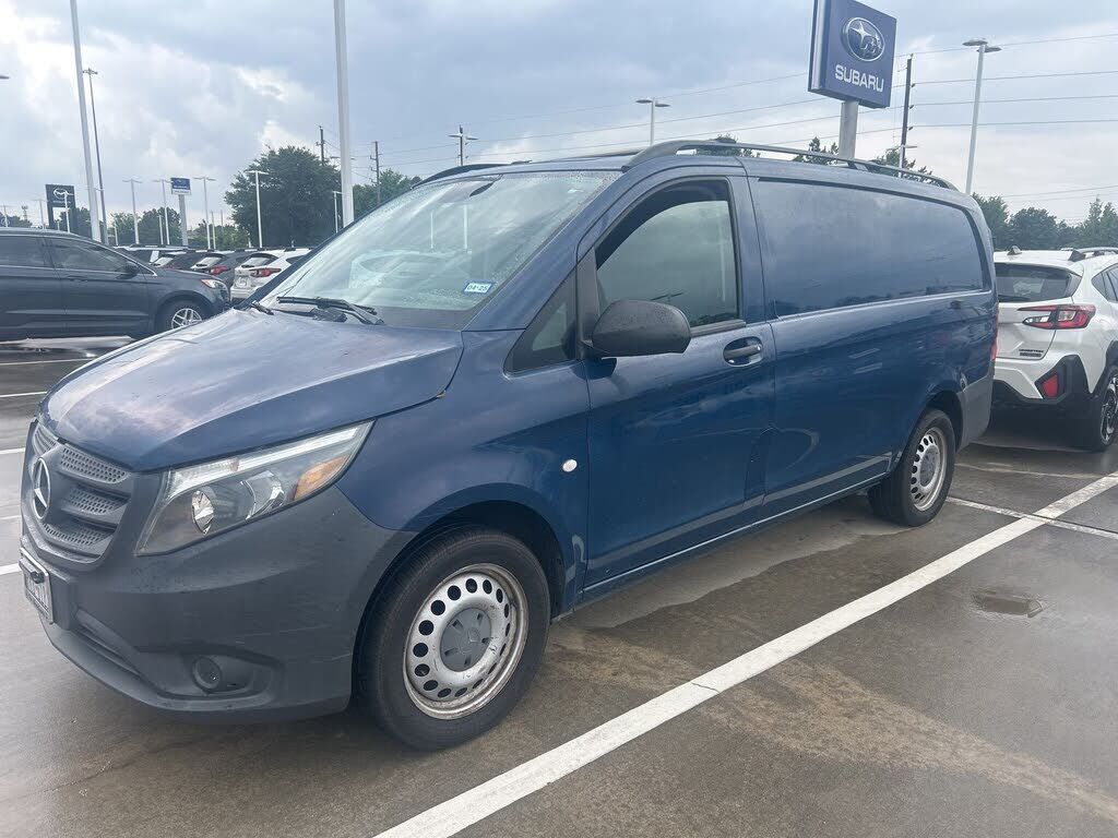 2016 MERCEDES-BENZ METRIS