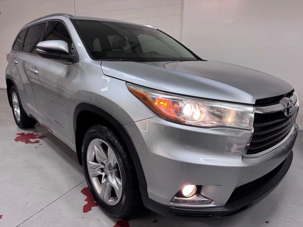 2015 TOYOTA Highlander