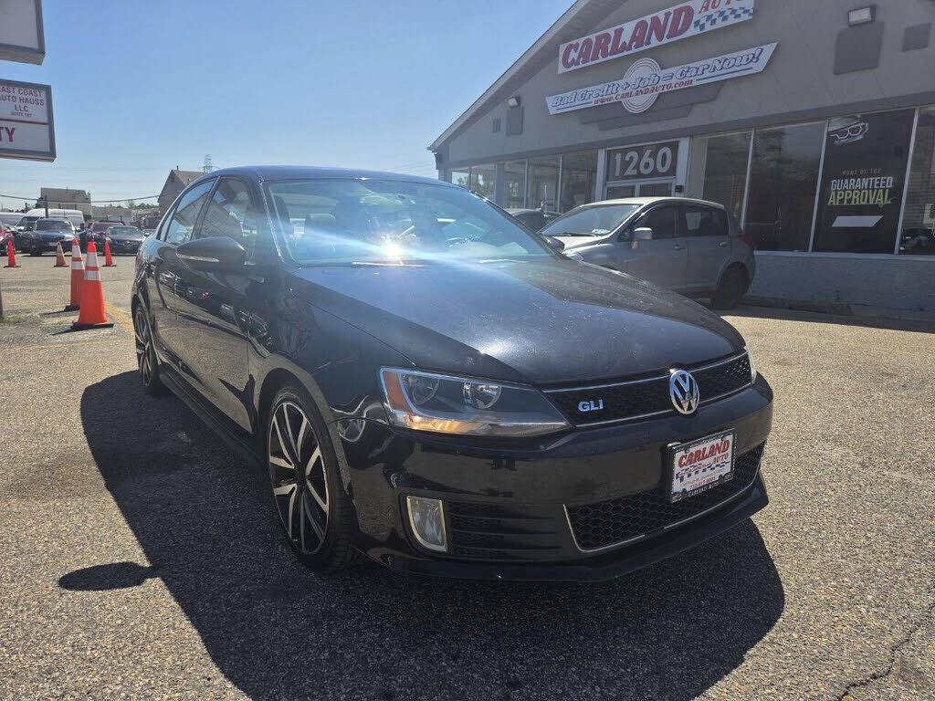 2012 VOLKSWAGEN Jetta