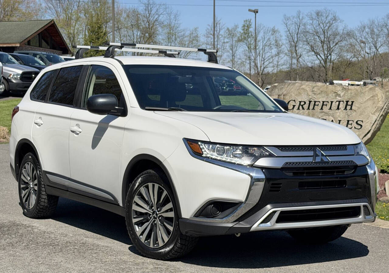 2020 MITSUBISHI Outlander