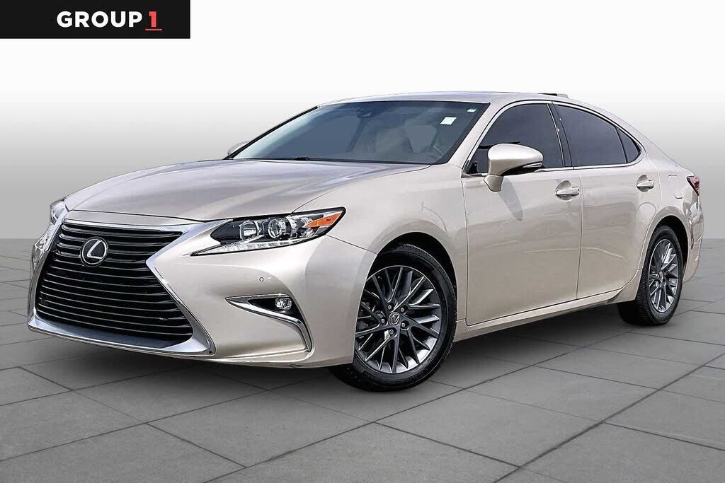 2018 LEXUS ES