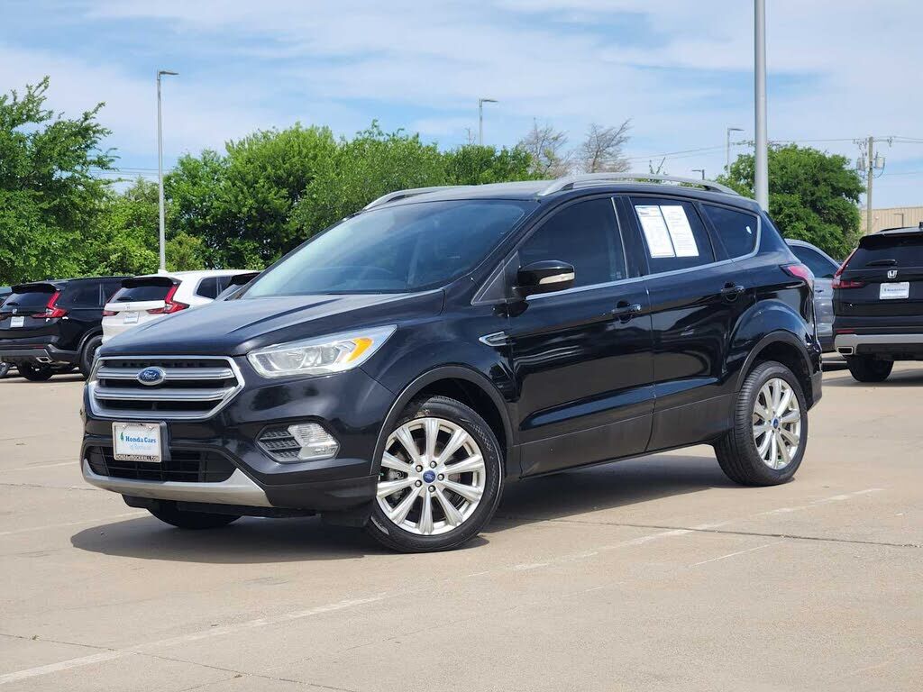 2017 FORD Escape