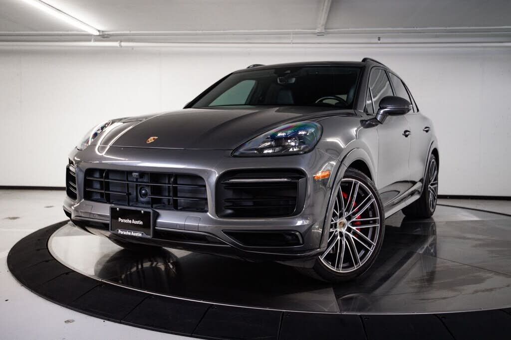 2021 PORSCHE Cayenne