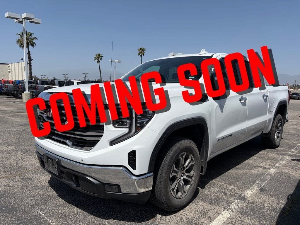 2025 GMC Sierra