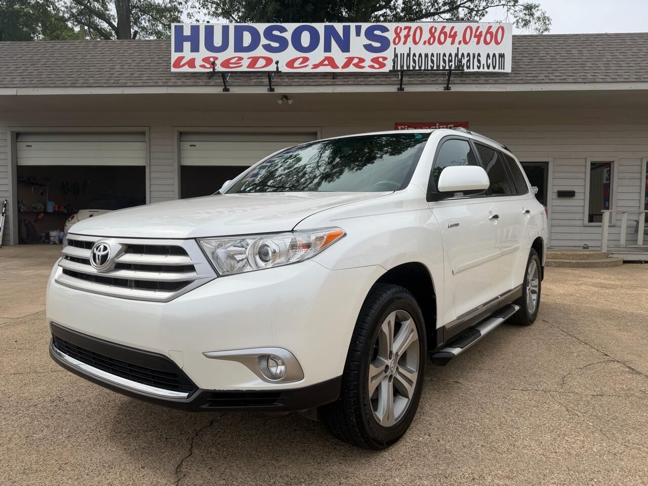 2011 TOYOTA Highlander