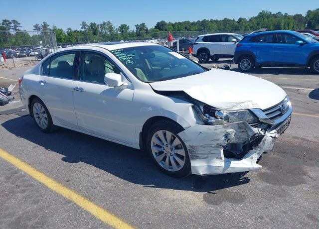 2013 HONDA Accord
