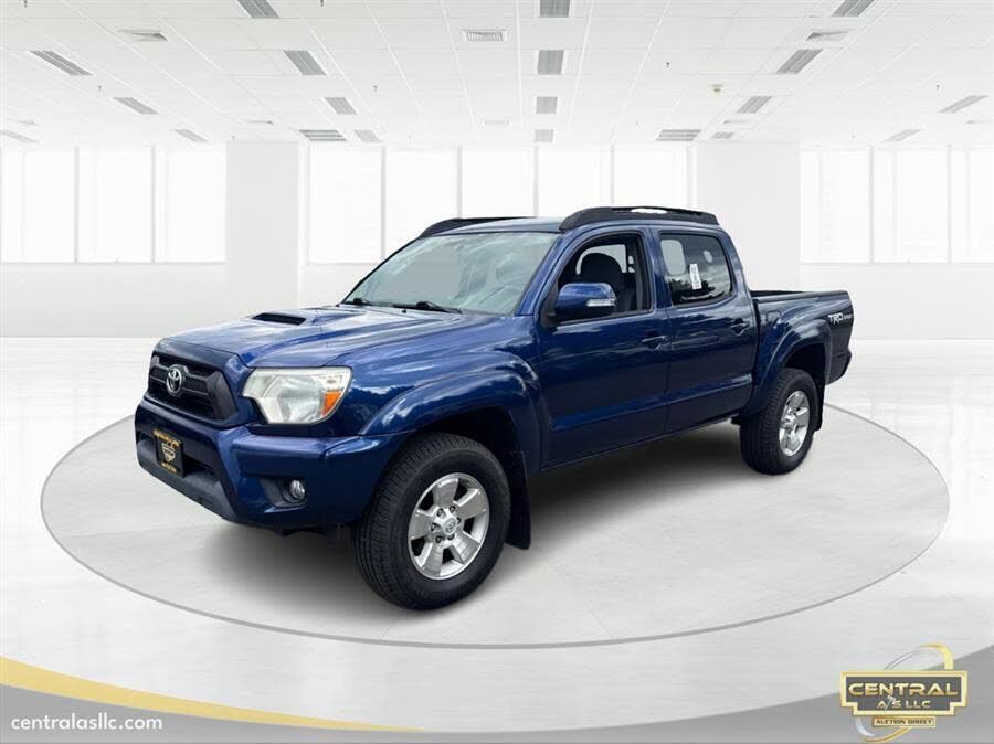 2015 TOYOTA Tacoma
