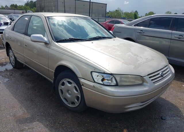 1998 TOYOTA Camry
