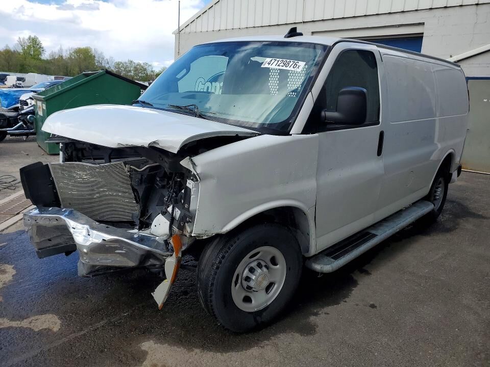 2025 CHEVROLET Express