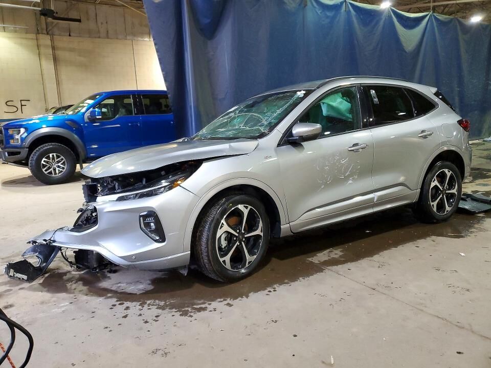 2023 FORD Escape